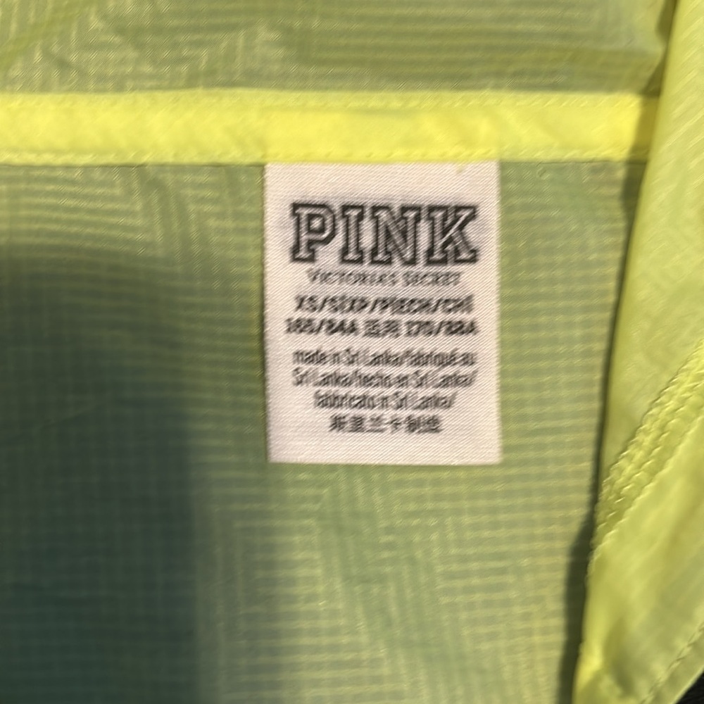 PINK - Picture 3 of 3